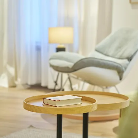 Lejlighed Bg Living & Hosting - Stilvolle Im Zentrum Von - 2 Schlafzimmer, Netflix, Waschmaschine, Bis 4 Personen *