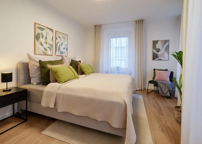 Bg Living & Hosting - Stilvolle Im Zentrum Von - 2 Schlafzimmer, Netflix, Waschmaschine, Bis 4 Personen Апартаменты Виттлих