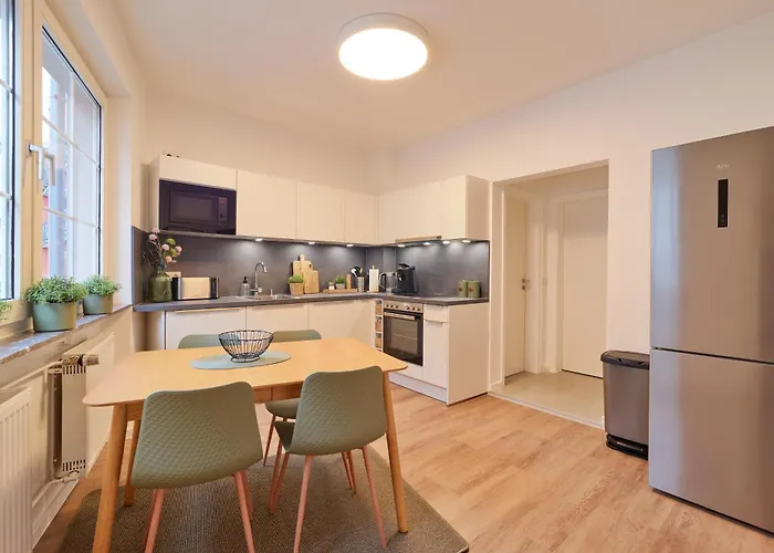 דירה Bg Living & Hosting - Stilvolle Im Zentrum Von - 2 Schlafzimmer, Netflix, Waschmaschine, Bis 4 Personen