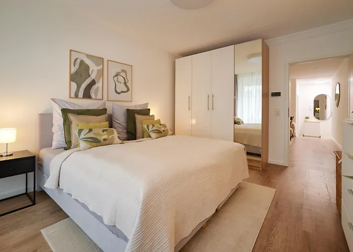 Bg Living & Hosting - Stilvolle Im Zentrum Von - 2 Schlafzimmer, Netflix, Waschmaschine, Bis 4 Personen דירה *