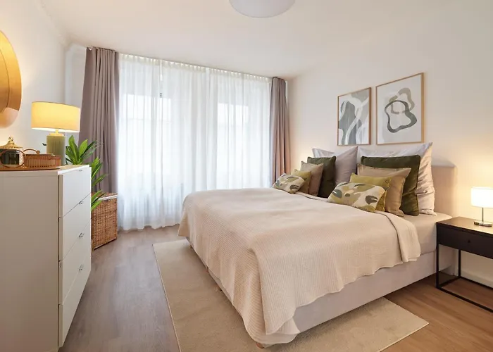 Bg Living & Hosting - Stilvolle Im Zentrum Von - 2 Schlafzimmer, Netflix, Waschmaschine, Bis 4 Personen דירה וויטליך